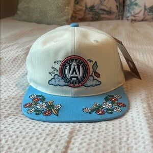 Mitchell & Ness Cream and Blue Cap